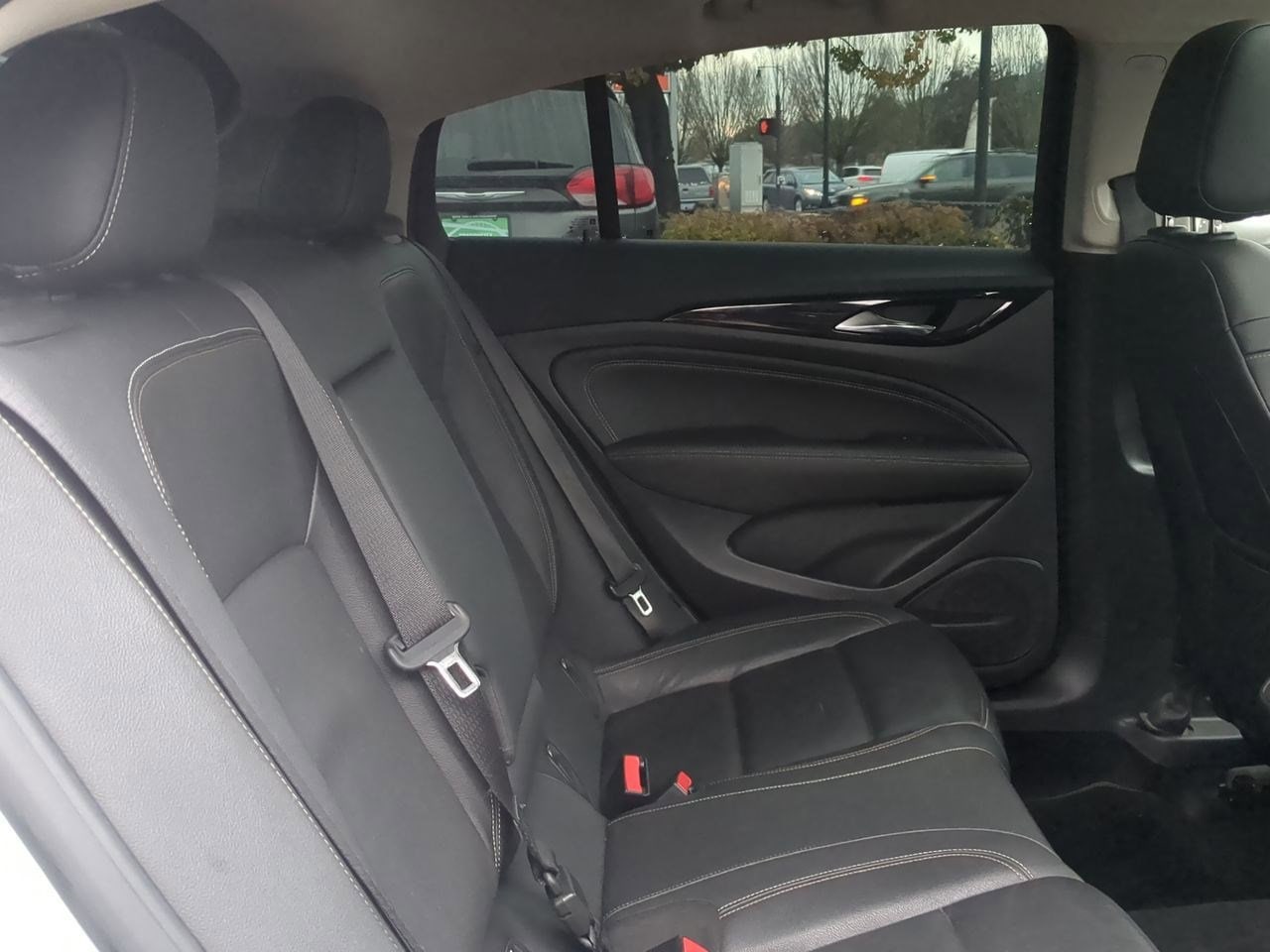 Thumbnail: 2018 Buick Regal - 22