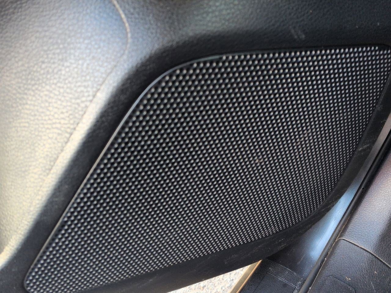 Thumbnail: 2016 Toyota Tacoma - 30