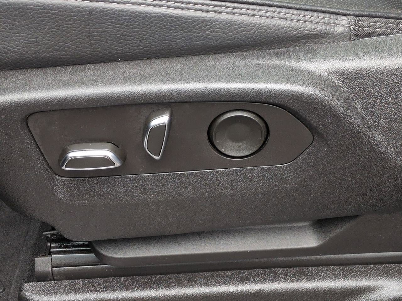 Thumbnail: 2022 GMC Yukon - 18