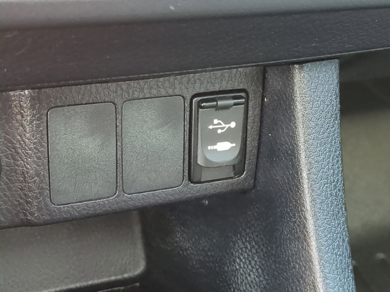 Thumbnail: 2016 Toyota Corolla - 32