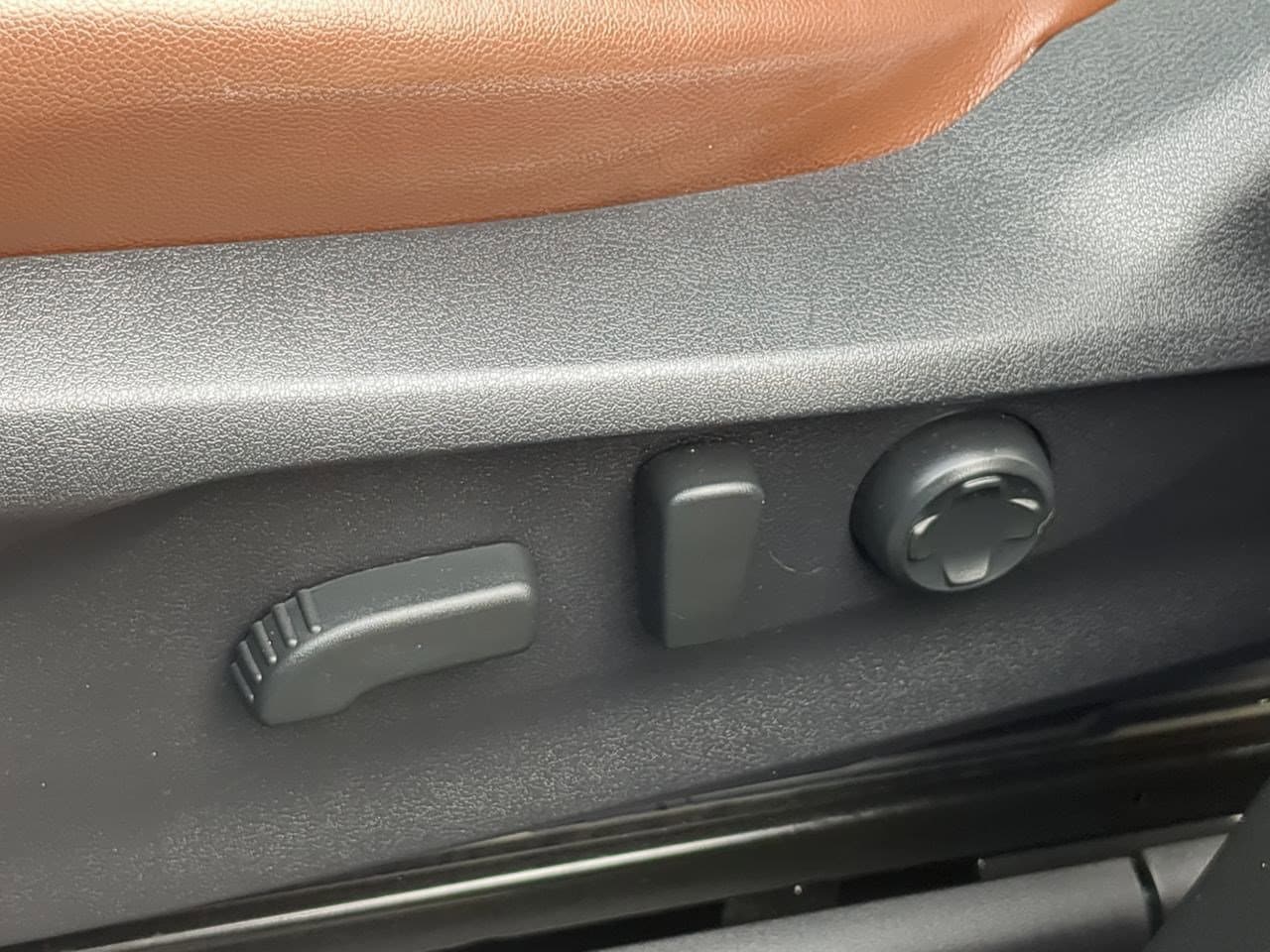 Thumbnail: 2023 Subaru Ascent - 18