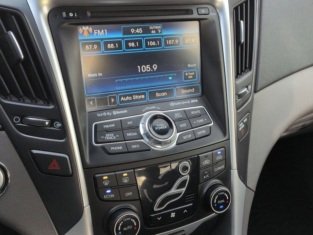 Thumbnail: 2015 Hyundai Sonata - 31