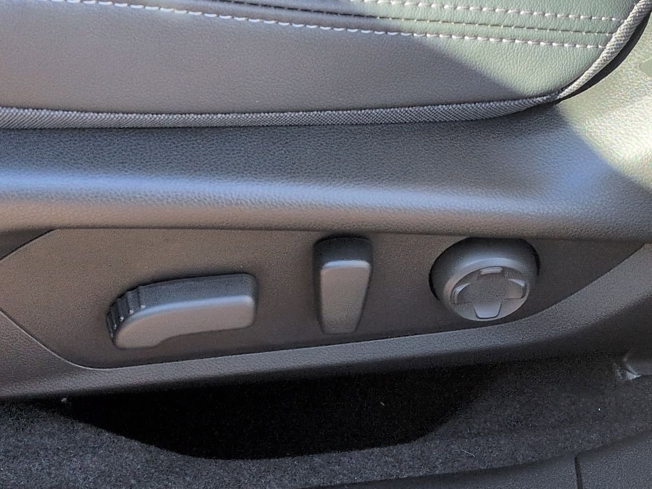 Thumbnail: 2026 Subaru Outback - 18