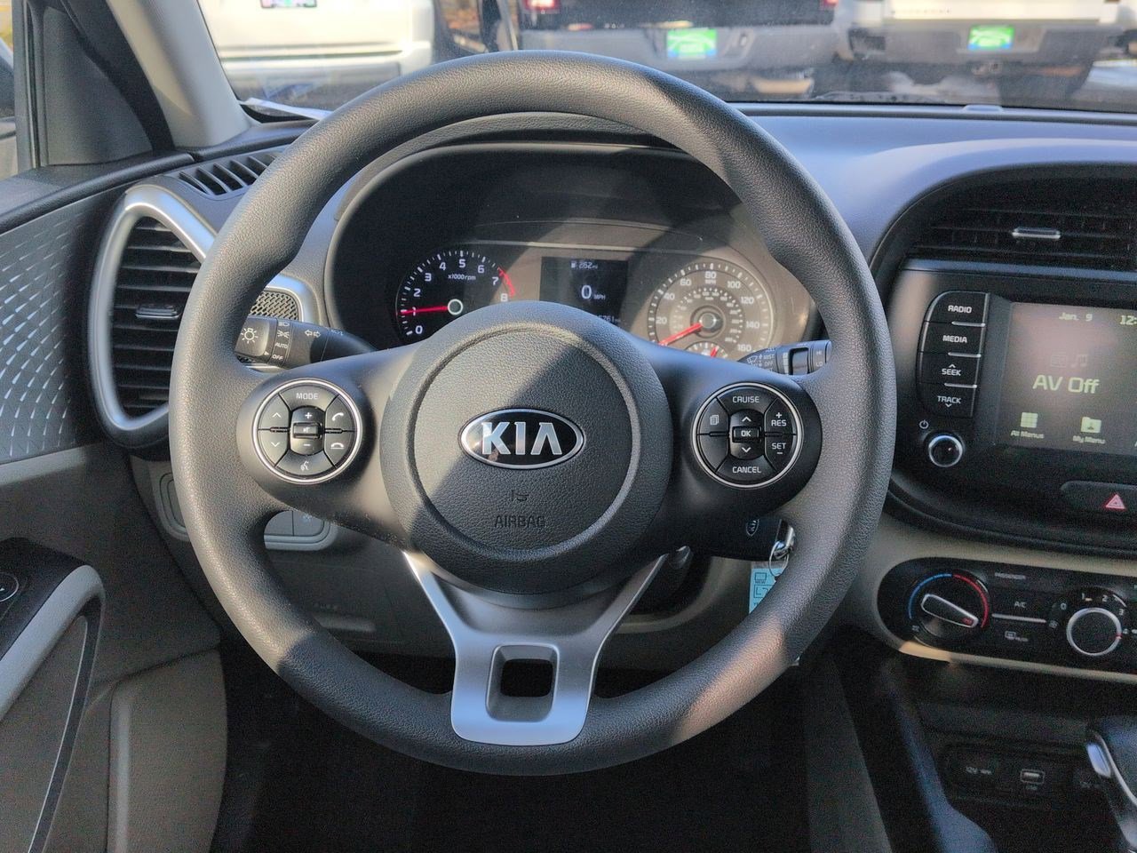 Thumbnail: 2020 Kia Soul - 23