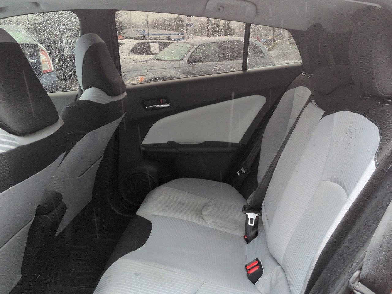 Thumbnail: 2016 Toyota Prius - 18