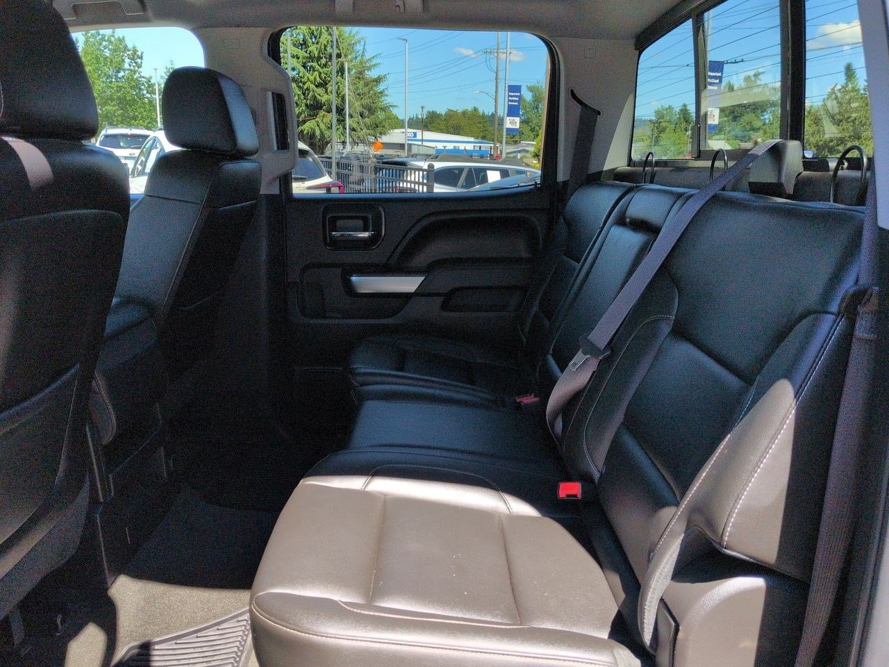 2017 Chevrolet Silverado 1500 LT - Photo 19