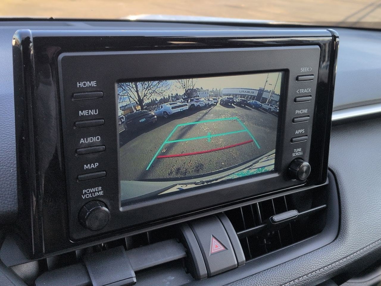 Thumbnail: 2019 Toyota RAV4 - 30