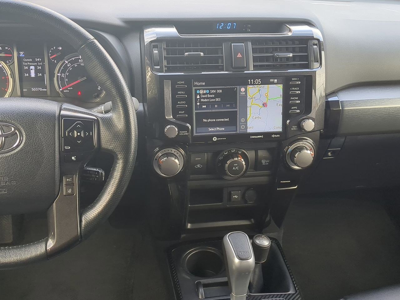 Thumbnail: 2023 Toyota 4Runner - 28