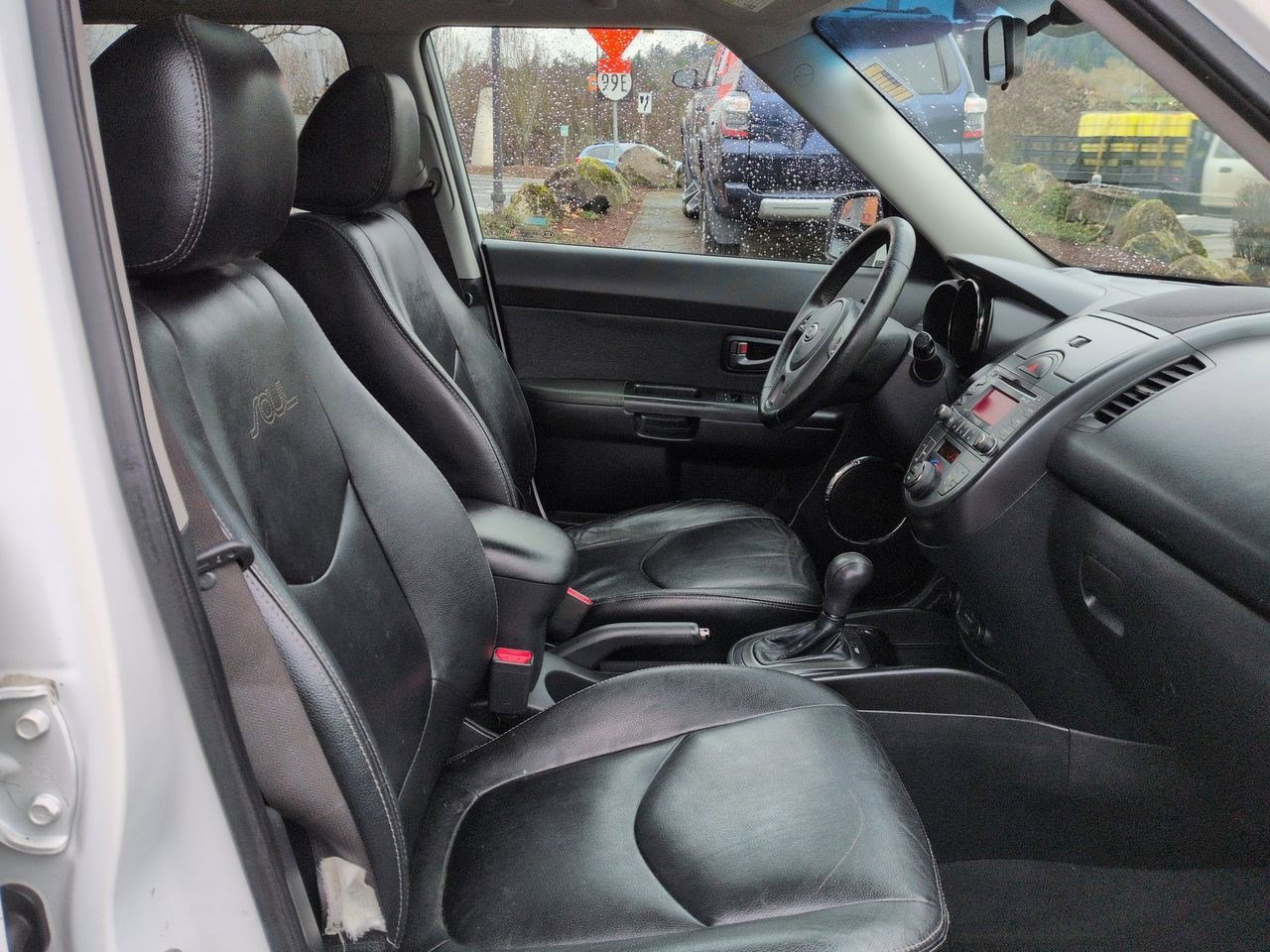Thumbnail: 2011 Kia Soul - 23