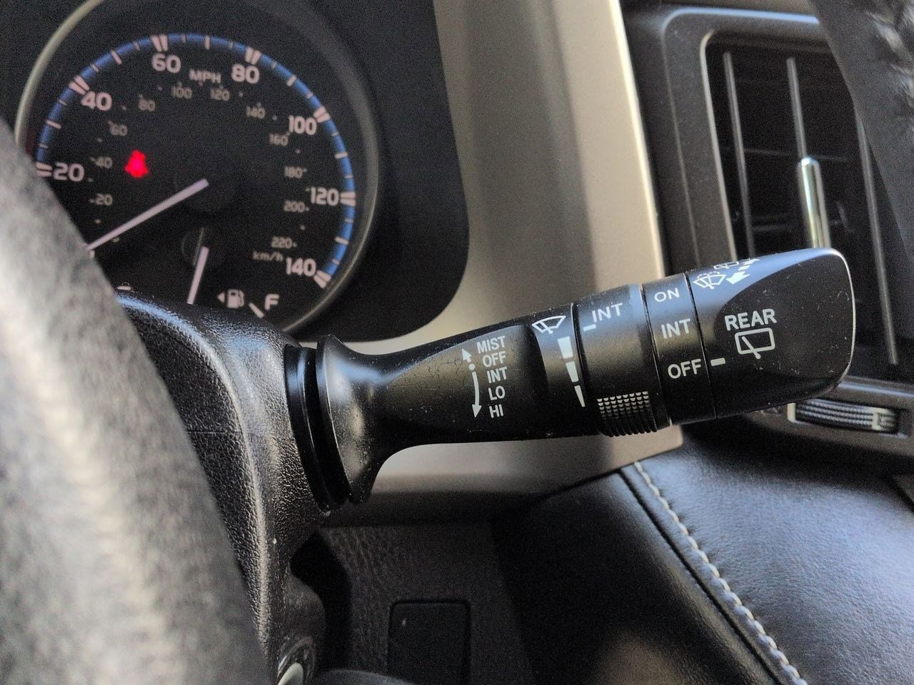 Thumbnail: 2017 Toyota RAV4 - 26