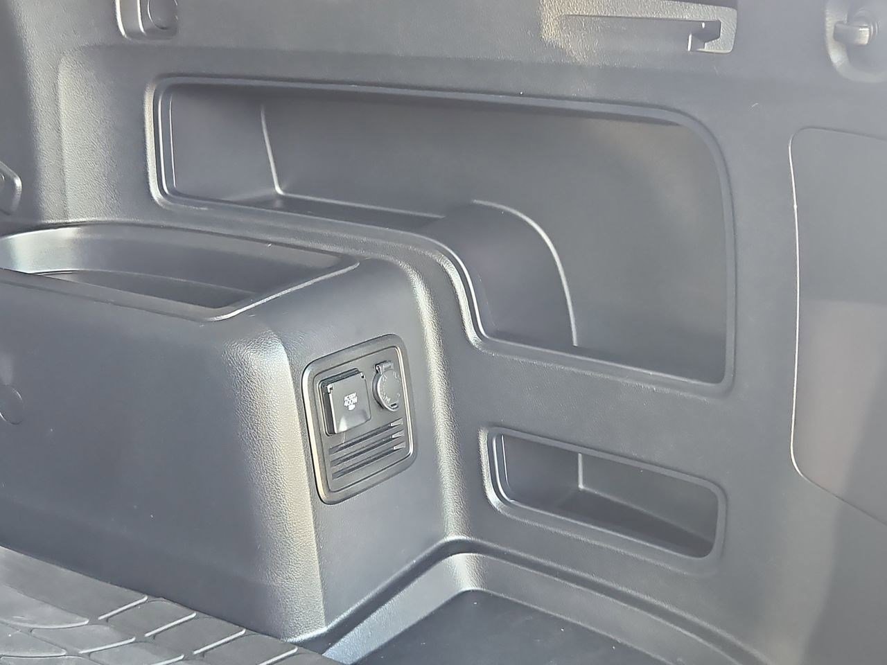 Thumbnail: 2021 Toyota 4Runner - 41