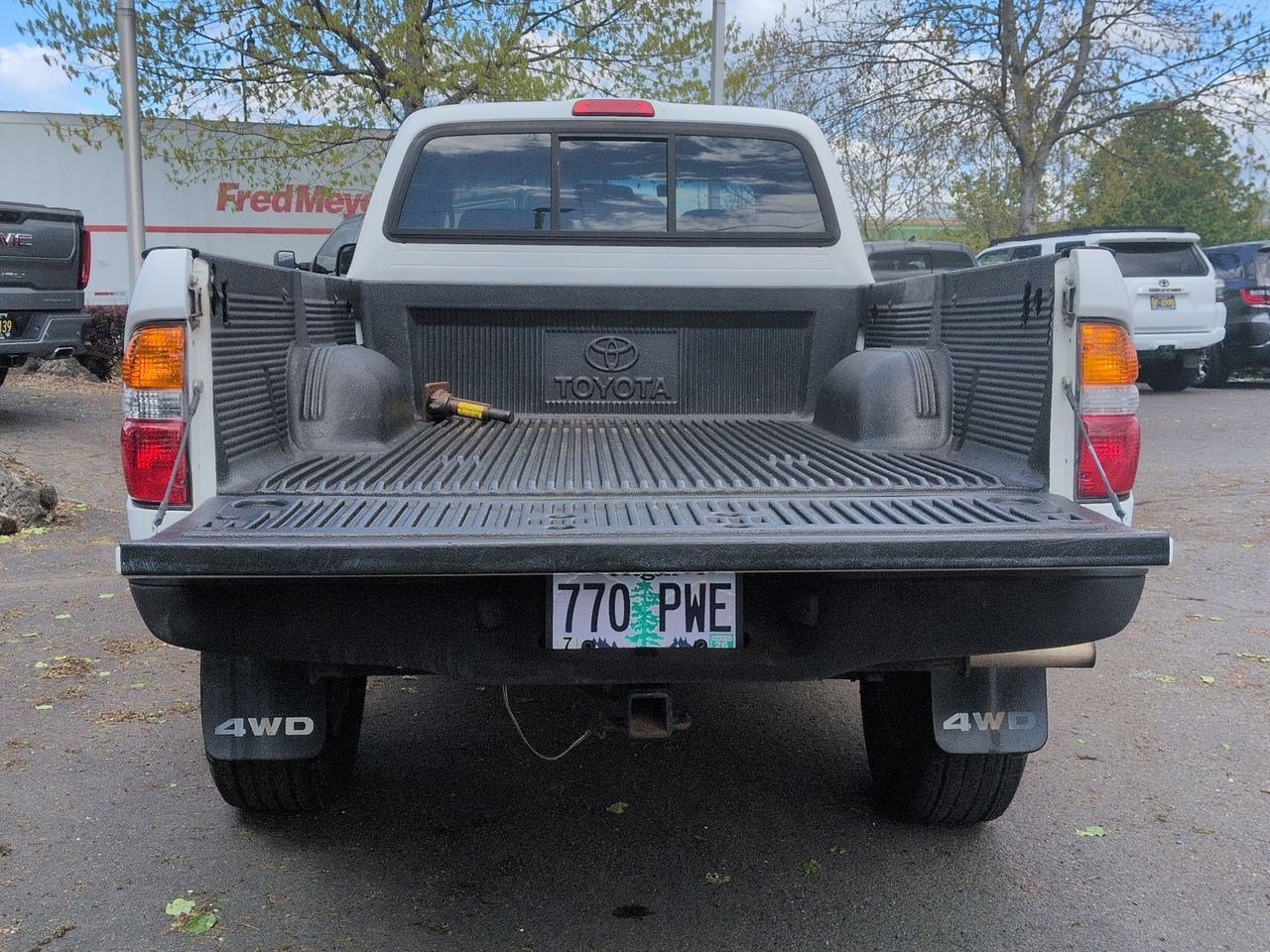 Thumbnail: 2002 Toyota Tacoma - 25