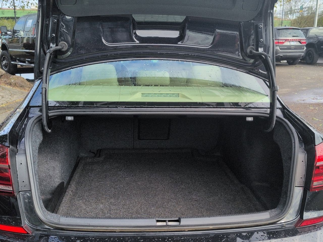 Thumbnail: 2017 Volkswagen Passat - 37