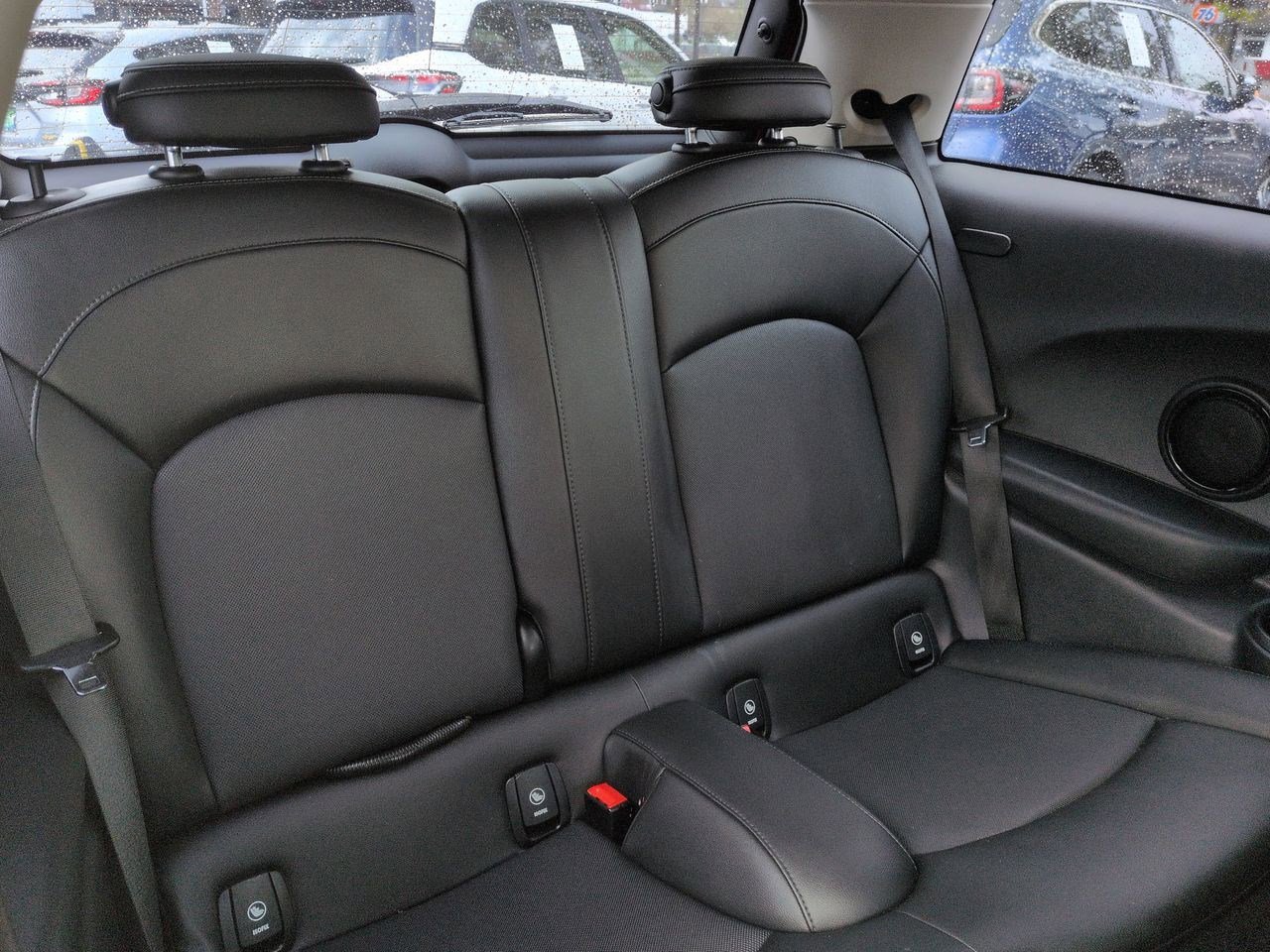 Thumbnail: 2018 MINI Cooper Hardtop - 18