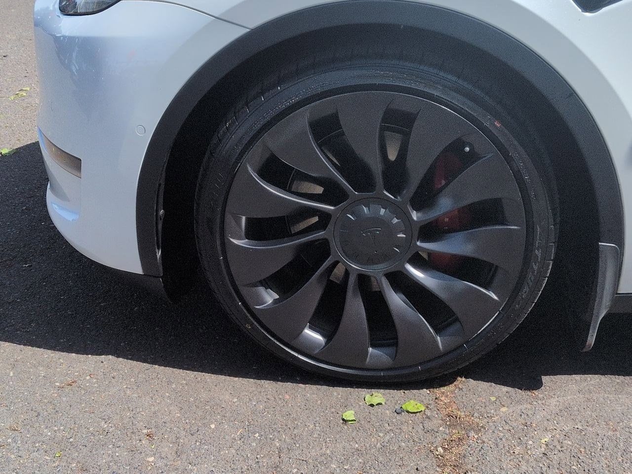 Thumbnail: 2022 Tesla Model Y - 14