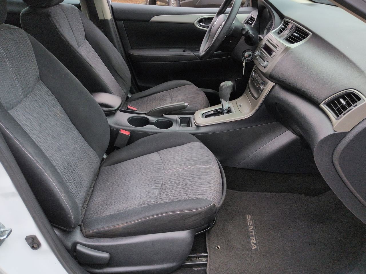 Thumbnail: 2014 Nissan Sentra - 22