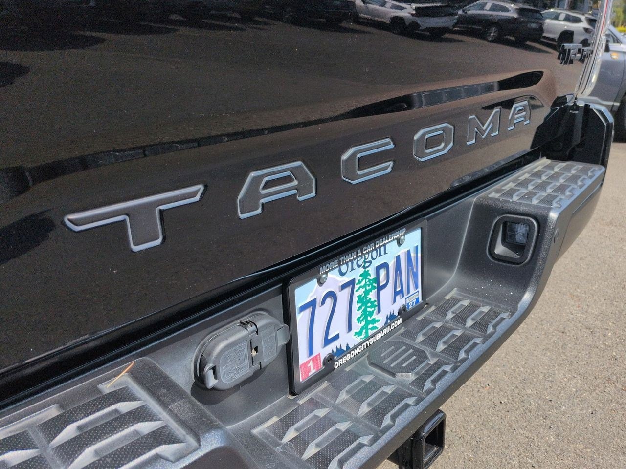 Thumbnail: 2023 Toyota Tacoma - 20