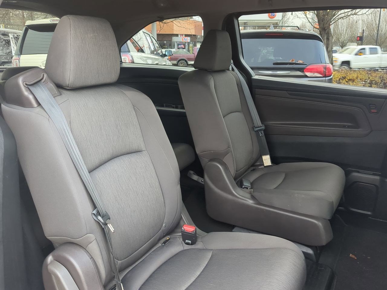 Thumbnail: 2018 Honda Odyssey - 21