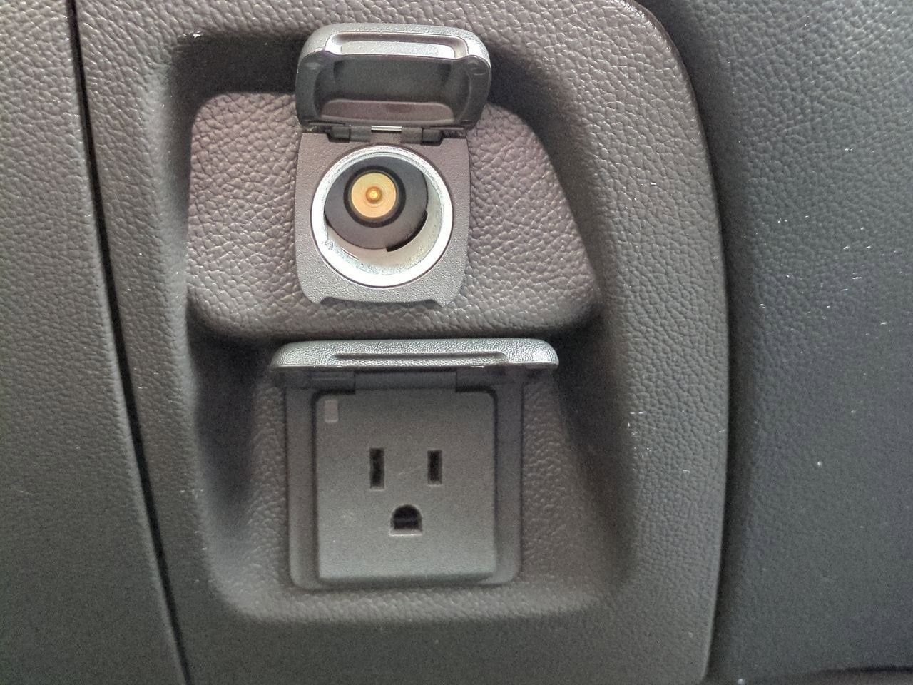 Thumbnail: 2018 Chevrolet Silverado 1500 - 36