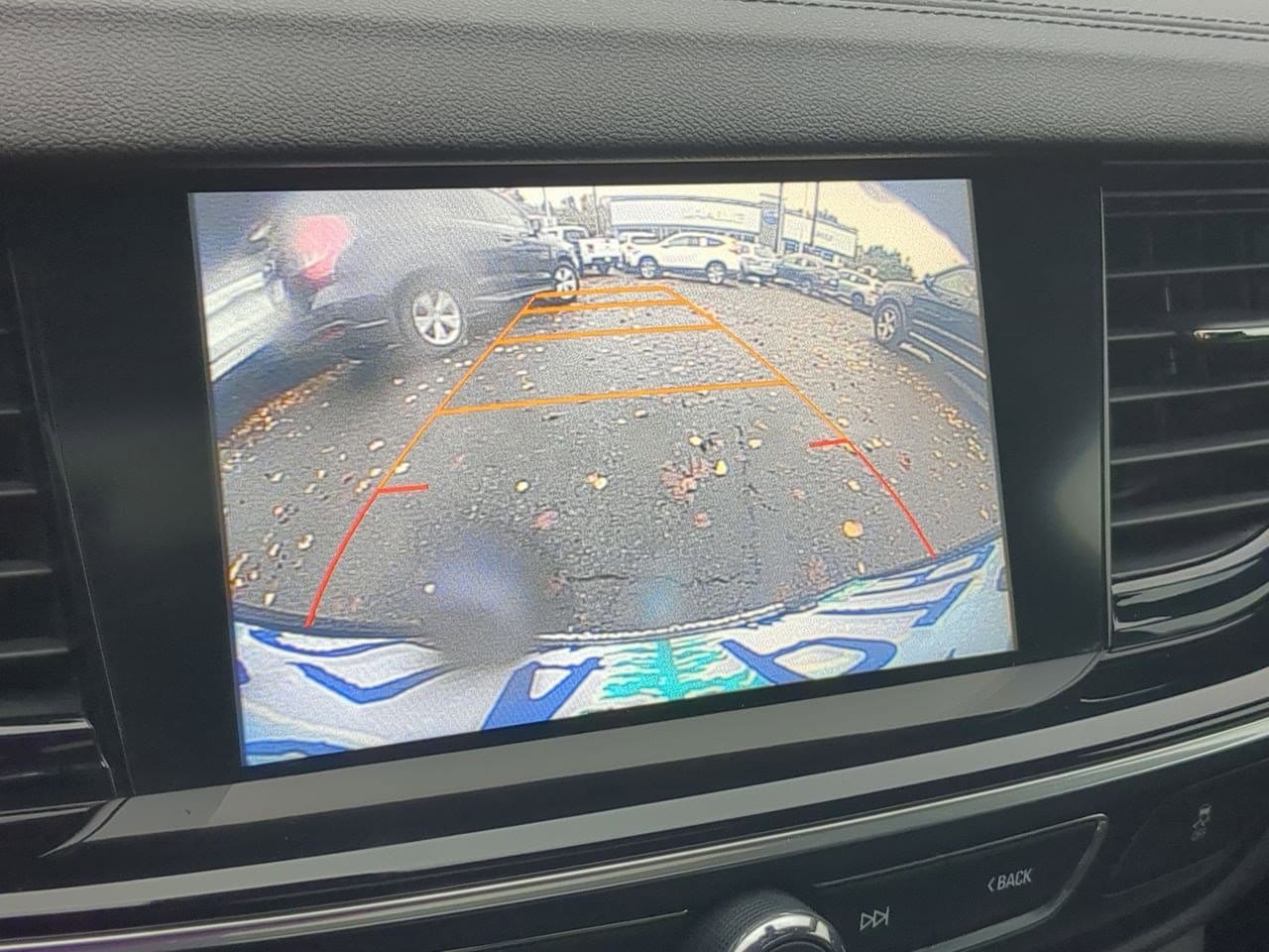 Thumbnail: 2018 Buick Regal - 32