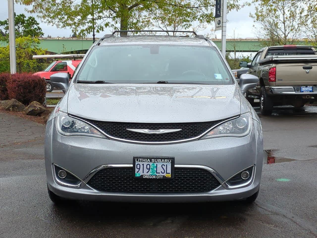 2017 Chrysler Pacifica Touring-L 8