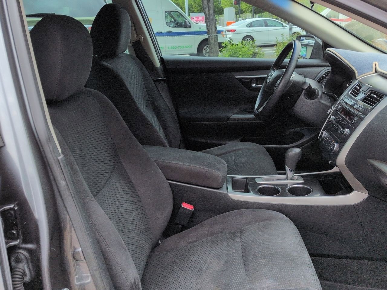 Thumbnail: 2014 Nissan Altima - 21
