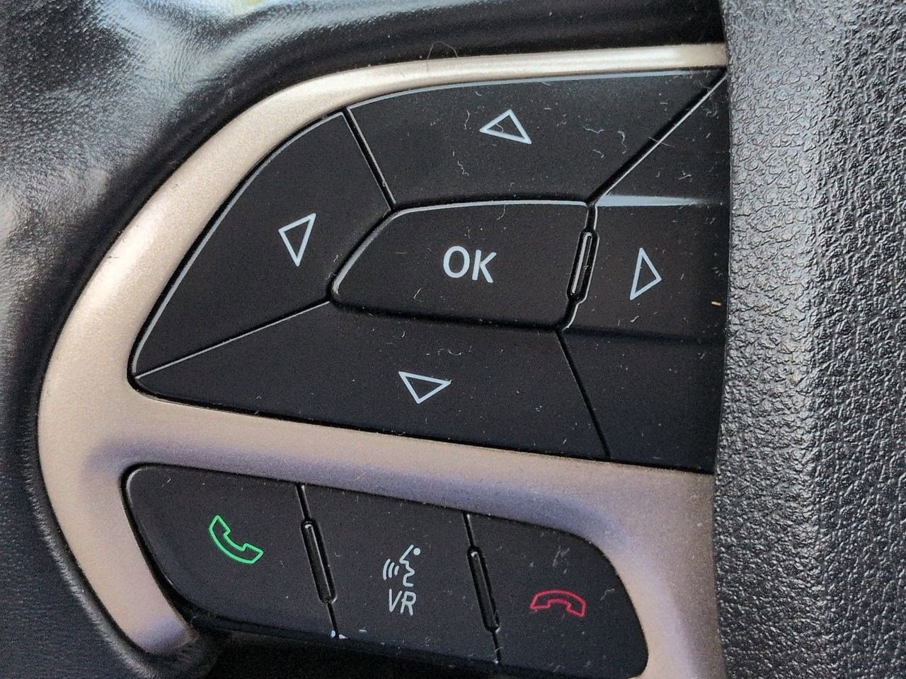 Thumbnail: 2014 Jeep Grand Cherokee - 31