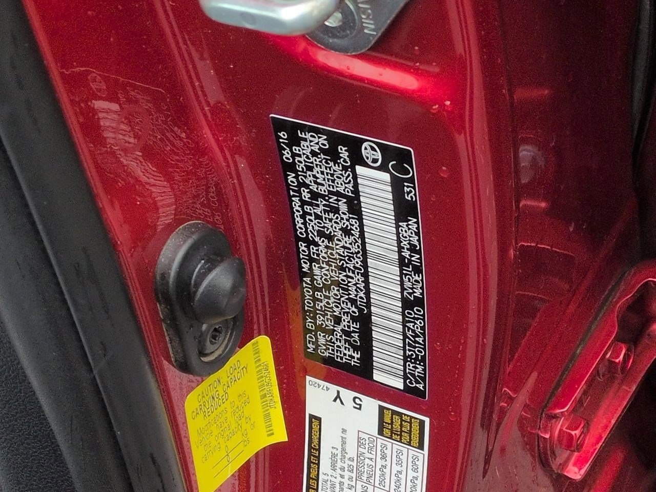 Thumbnail: 2016 Toyota Prius - 34