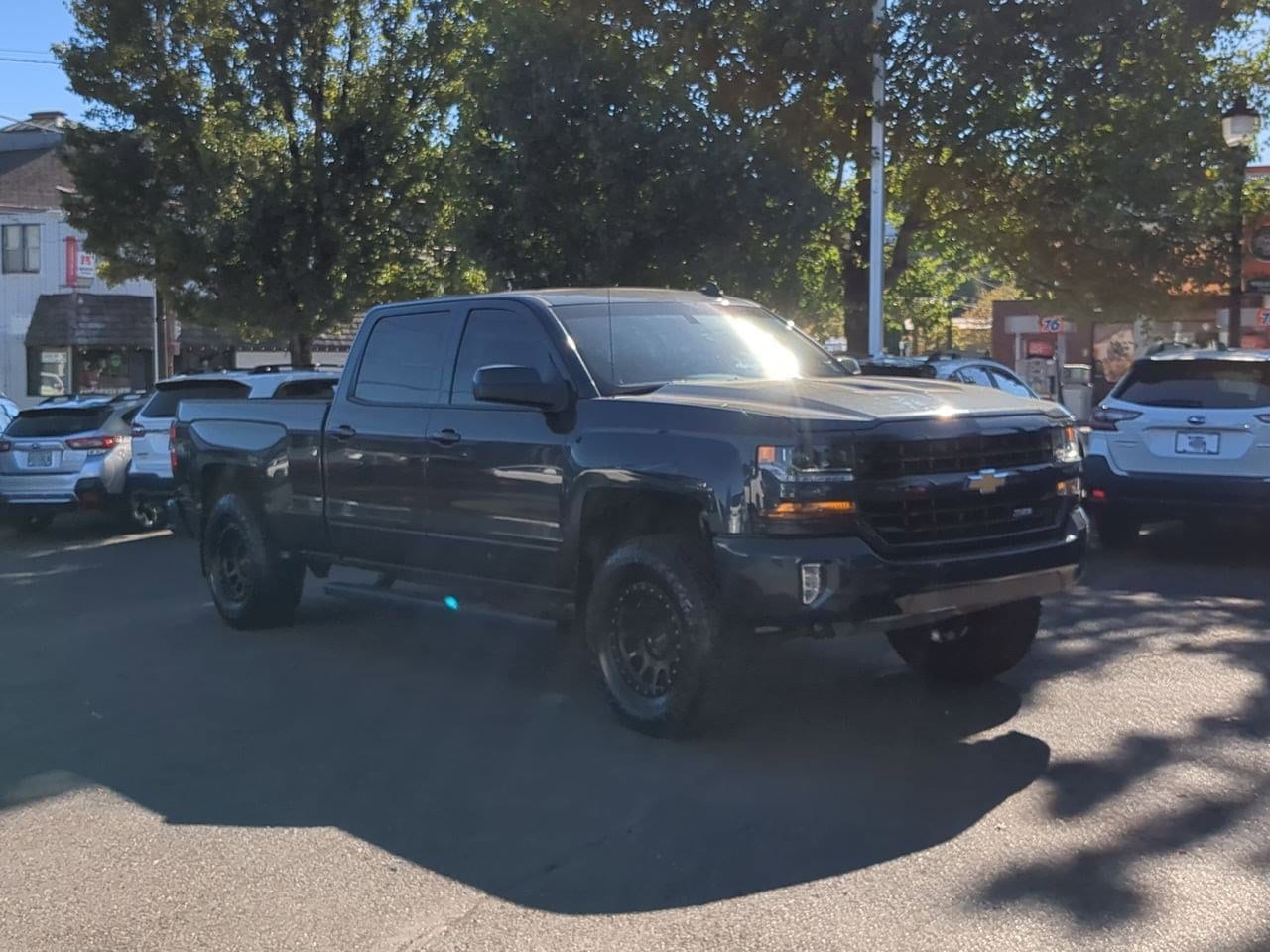 Thumbnail: 2018 Chevrolet Silverado 1500 - 16