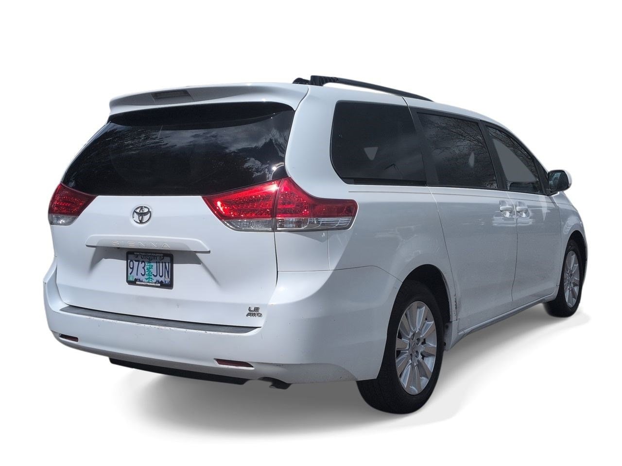 Thumbnail: 2011 Toyota Sienna - 8