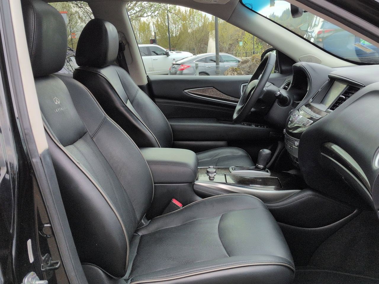 Thumbnail: 2014 INFINITI QX60 - 24