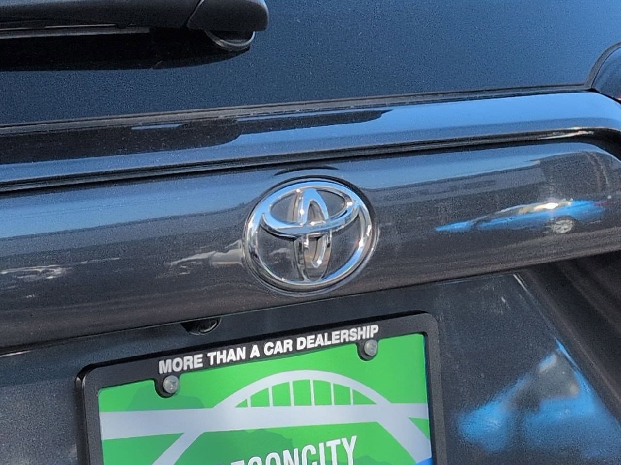 Thumbnail: 2021 Toyota RAV4 - 12