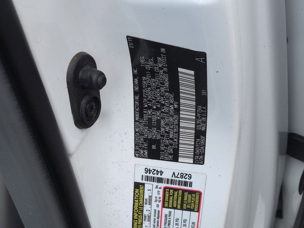 Thumbnail: 2011 Toyota Sienna - 34