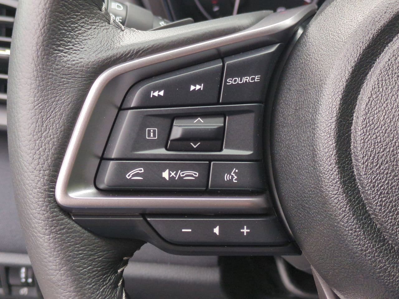 2025 Subaru Outback Premium 24