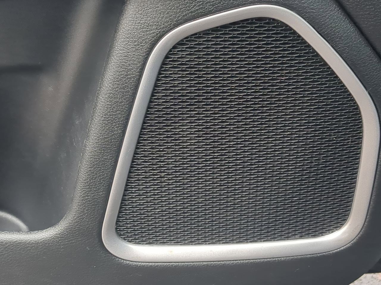 Thumbnail: 2018 Jeep Compass - 30