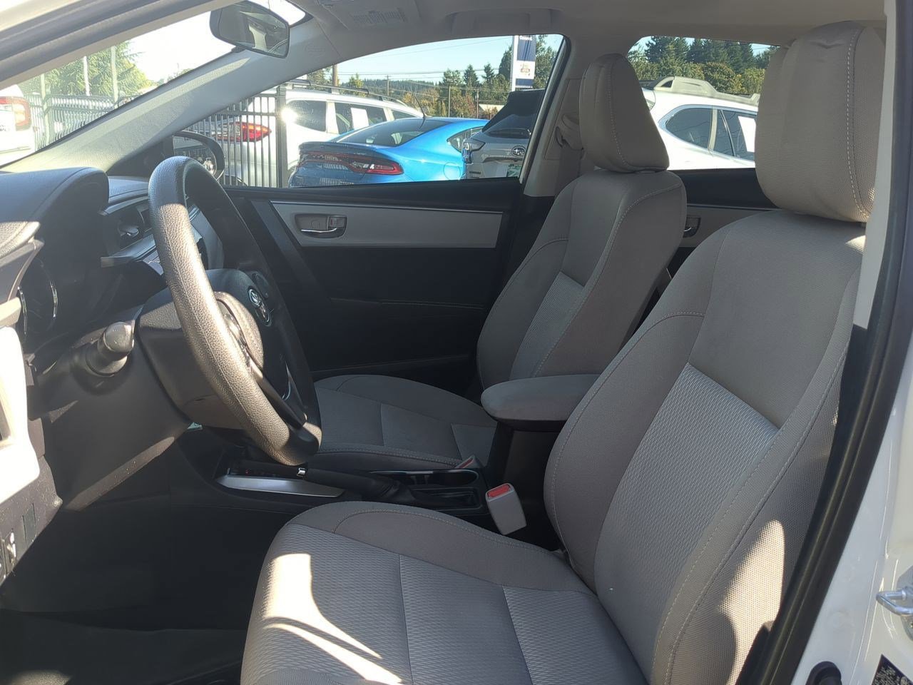 Thumbnail: 2016 Toyota Corolla - 17