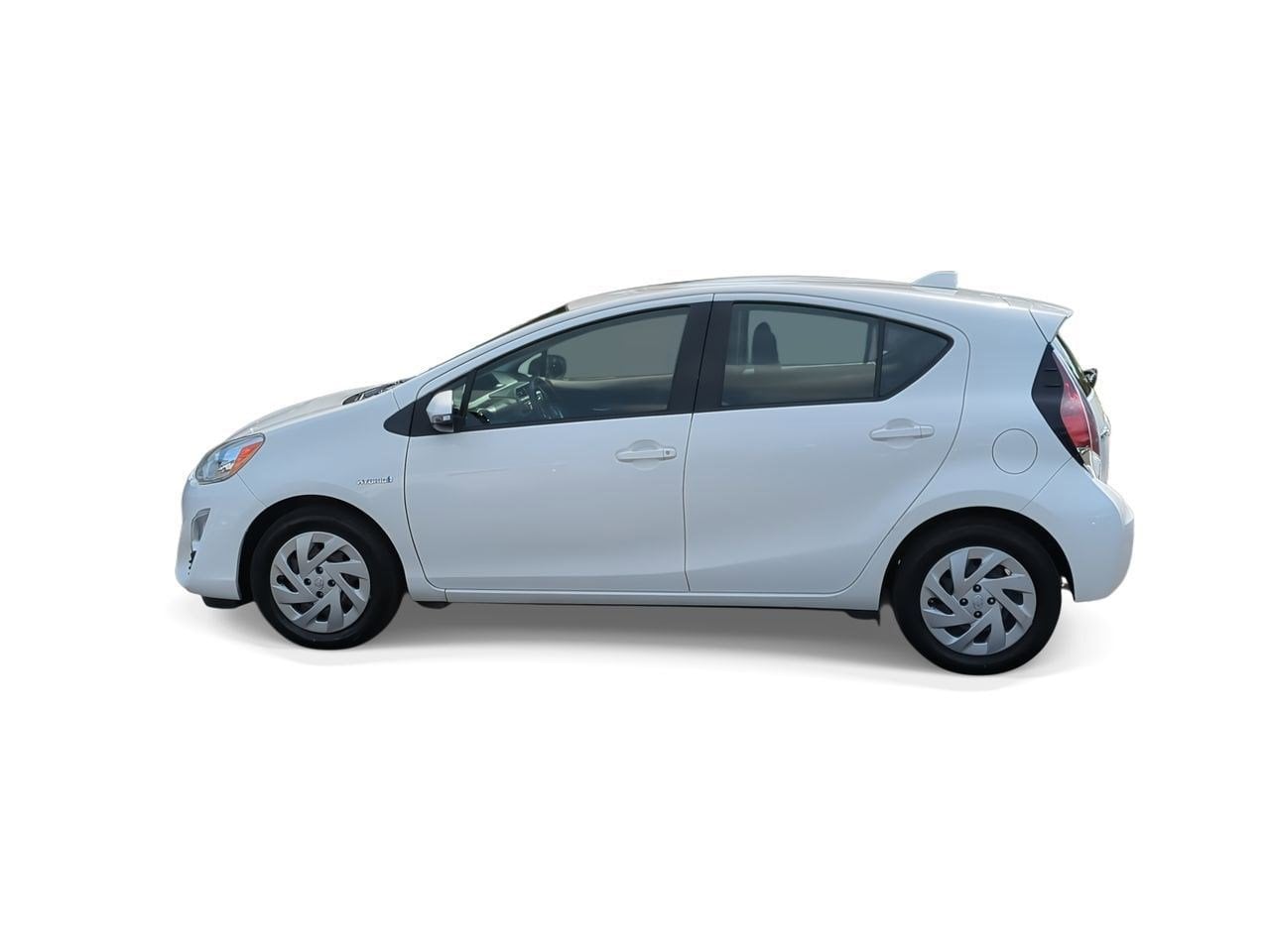Thumbnail: 2016 Toyota Prius c - 5