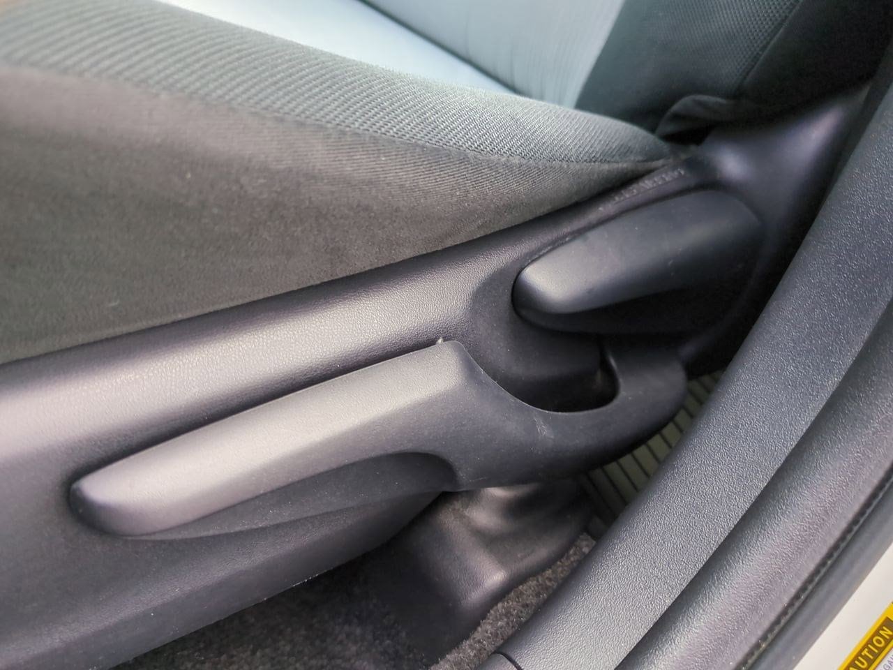 Thumbnail: 2016 Toyota Prius c - 17