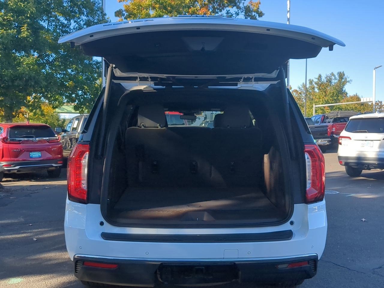 Thumbnail: 2023 GMC Yukon XL - 34