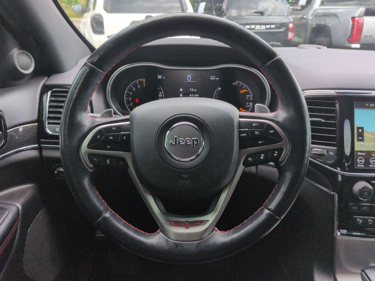 Thumbnail: 2021 Jeep Grand Cherokee - 24
