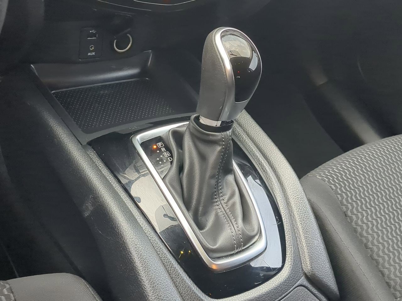 Thumbnail: 2018 Nissan Rogue Sport - 30