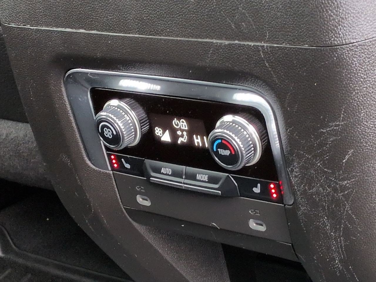 Thumbnail: 2022 GMC Yukon - 23