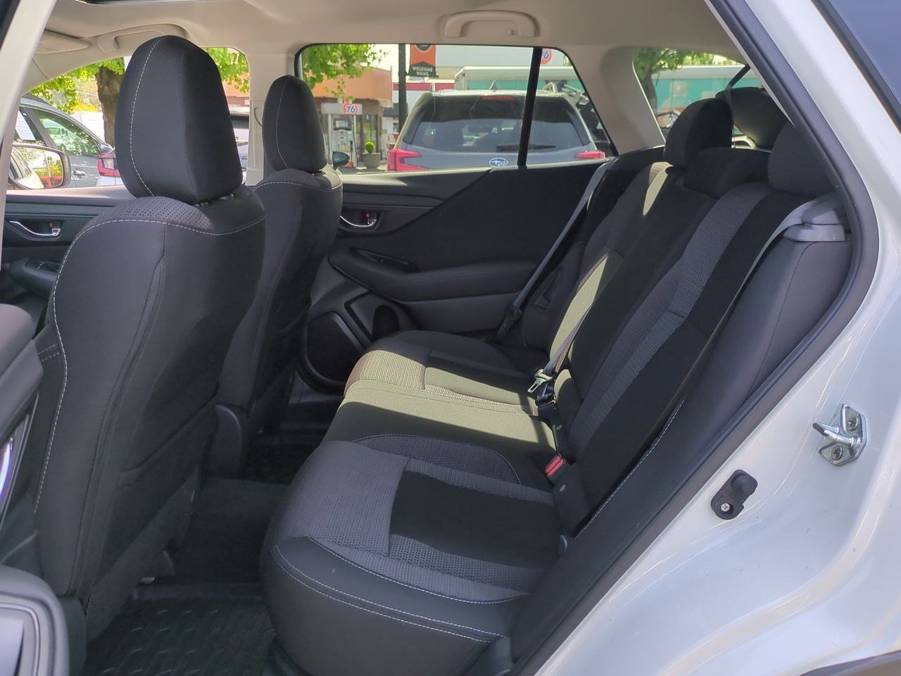 2022 Subaru Outback Premium 21