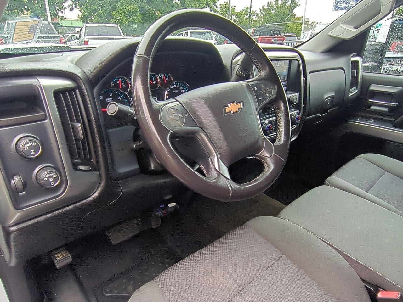 Thumbnail: 2018 Chevrolet Silverado 1500 - 10