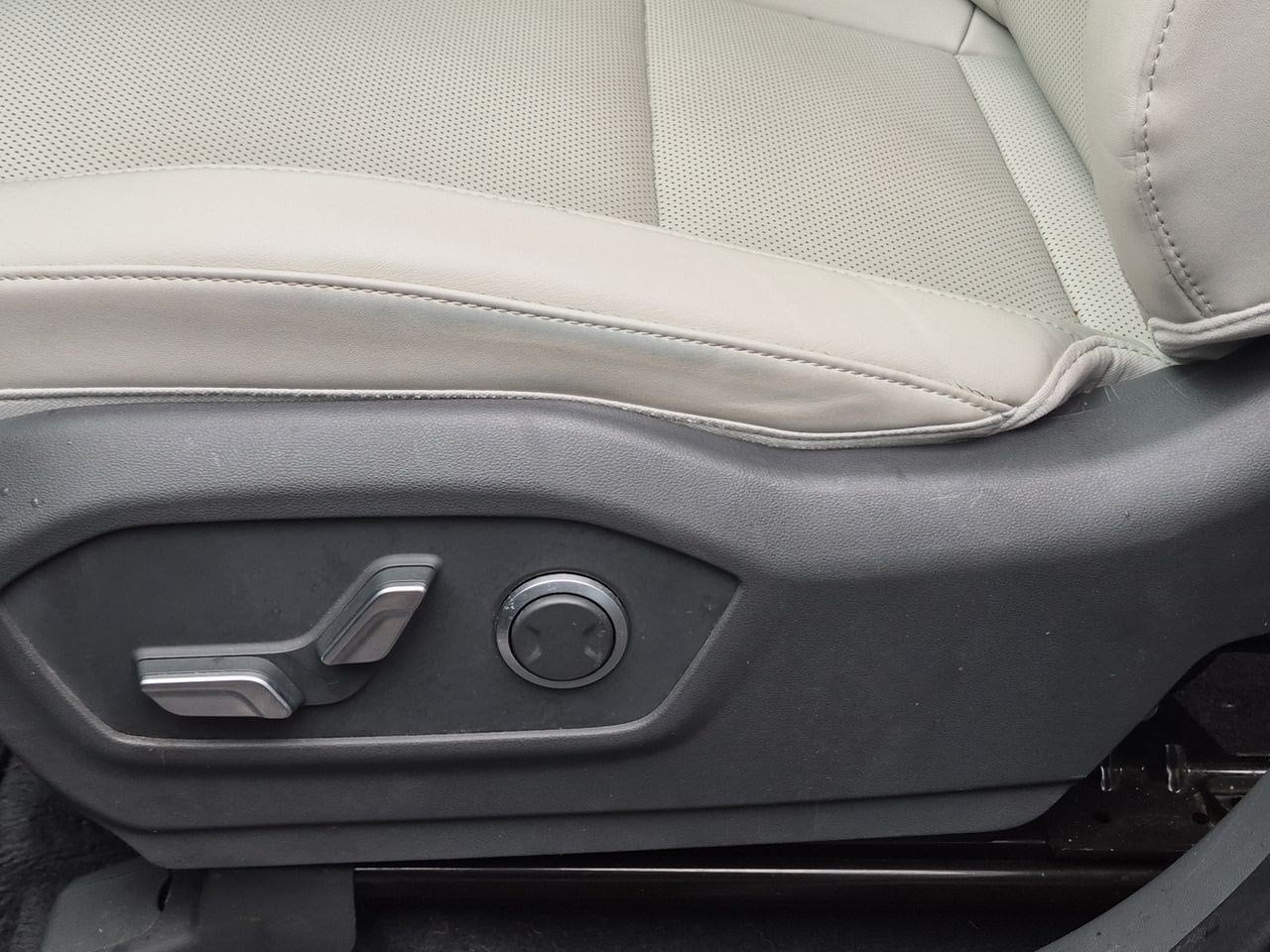 2024 Hyundai Santa Fe SEL - Photo 16