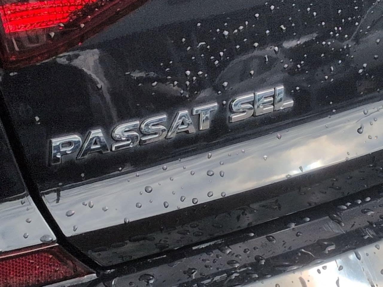 Thumbnail: 2017 Volkswagen Passat - 13