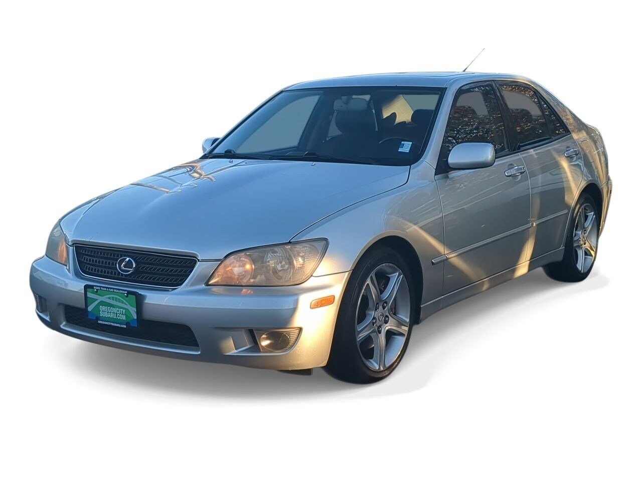 2004 Lexus IS 300 photo 2