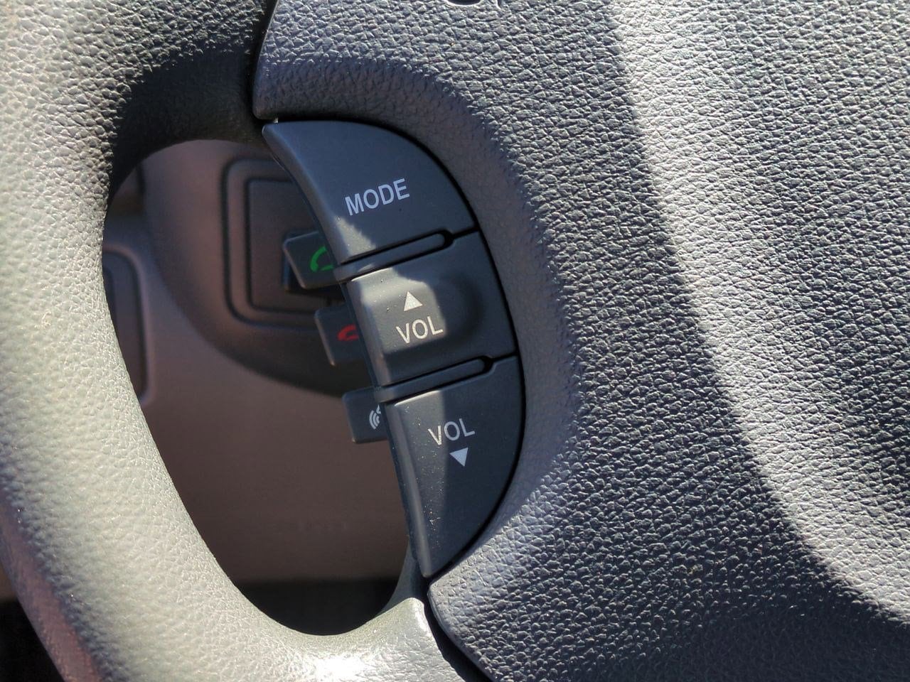 Thumbnail: 2011 Kia Sedona - 23