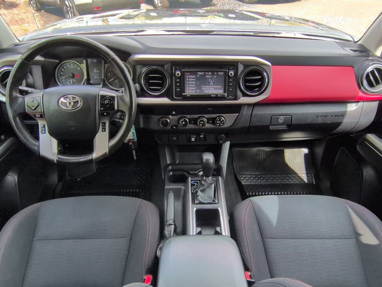 Thumbnail: 2019 Toyota Tacoma - 16