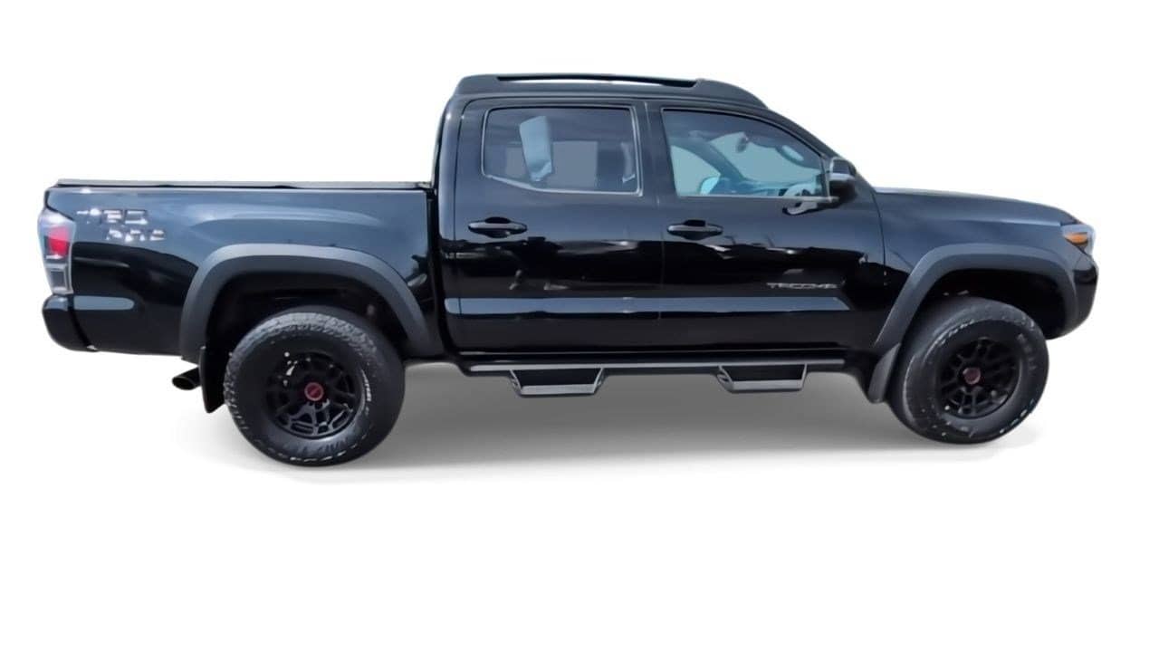 Thumbnail: 2023 Toyota Tacoma - 9